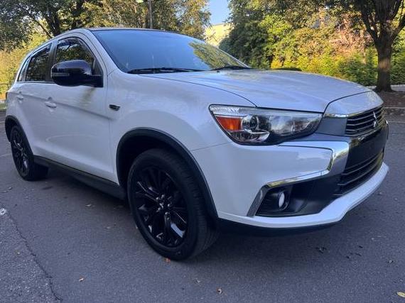 MITSUBISHI OUTLANDER SPORT 2017 JA4AR3AU8HZ067167 image